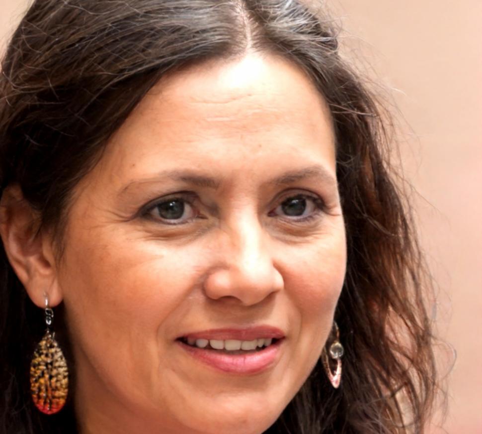 Siobhan Kellermann, Senior Investment Analyst